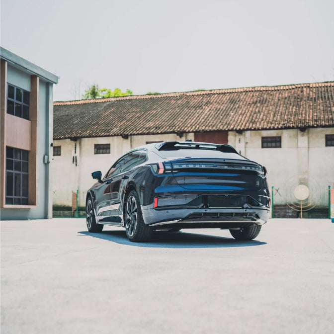 Quality Gloss Metallic BMW Carbon Grey Blue Car Vinyl Wrap - Image 4