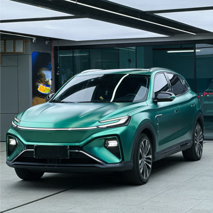 Quality Matte Metallic Emerald Green Car Vinyl Wrap - Image 5