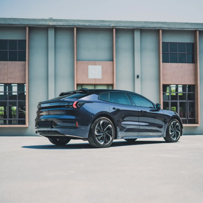 Quality Gloss Metallic BMW Carbon Grey Blue Car Vinyl Wrap - Image 5