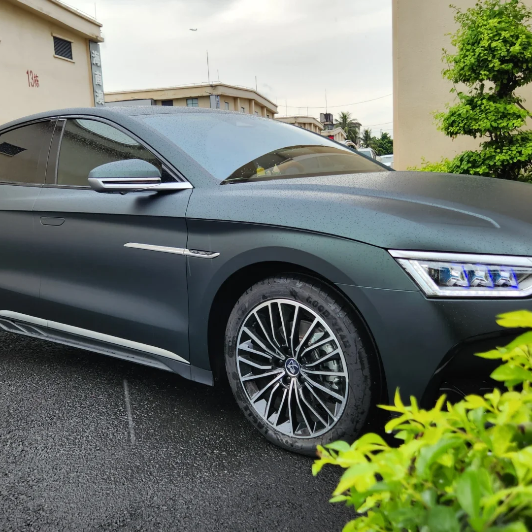 BYD Matte Diamond Black Green Car Vinyl Wrap - Image 4