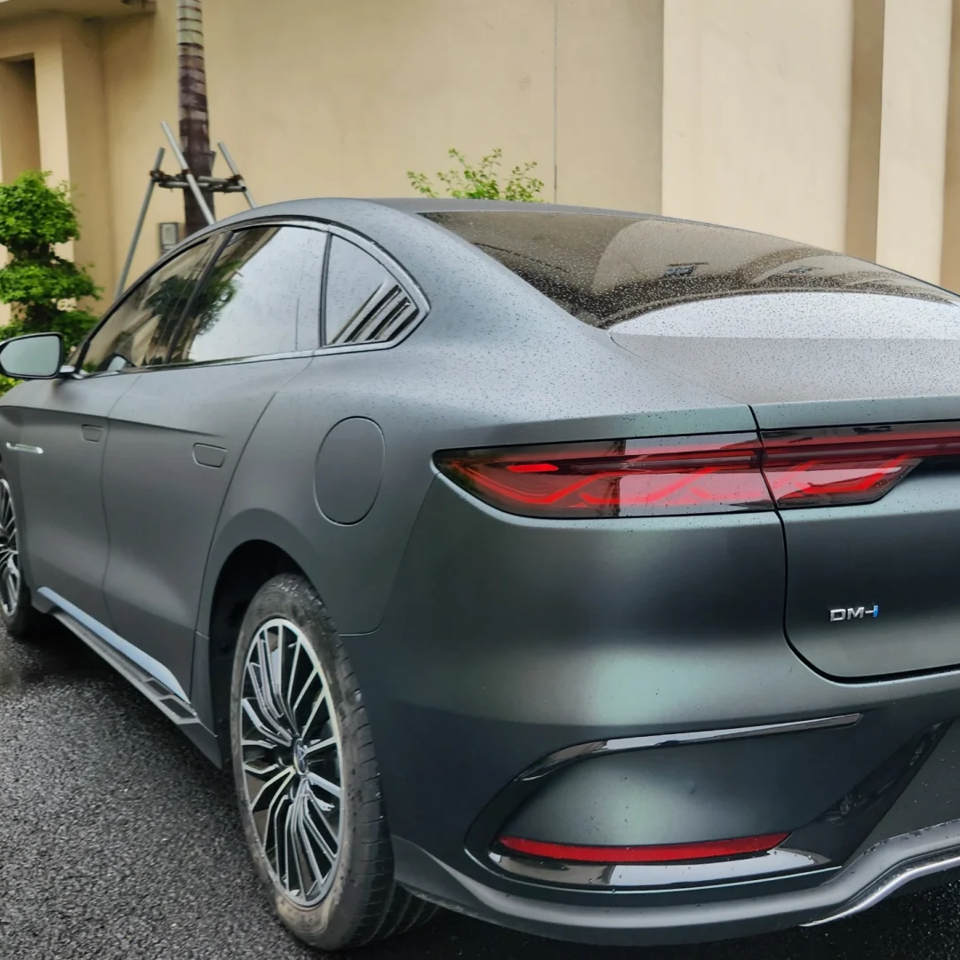 BYD Matte Diamond Black Green Car Vinyl Wrap - Image 3