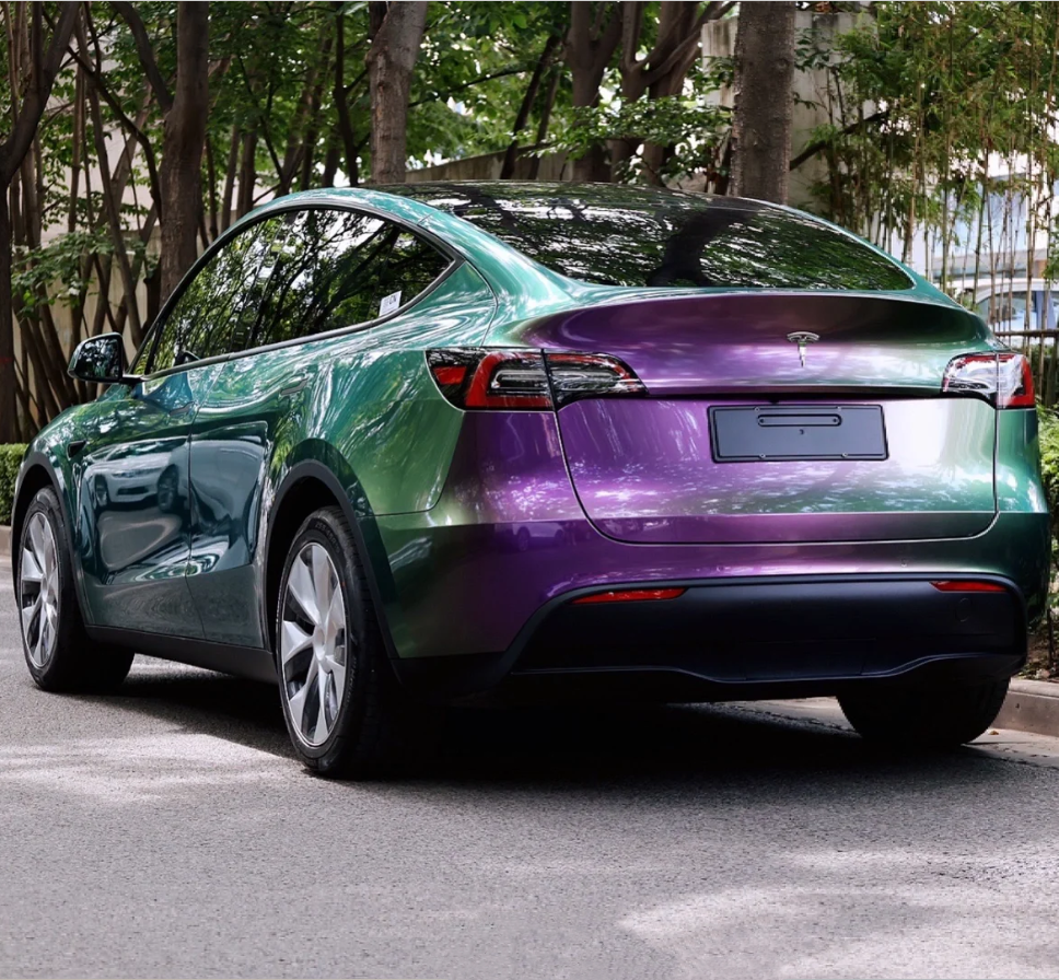 Quality Gloss Diamond Purple Green Car Vinyl Wrap - Image 4