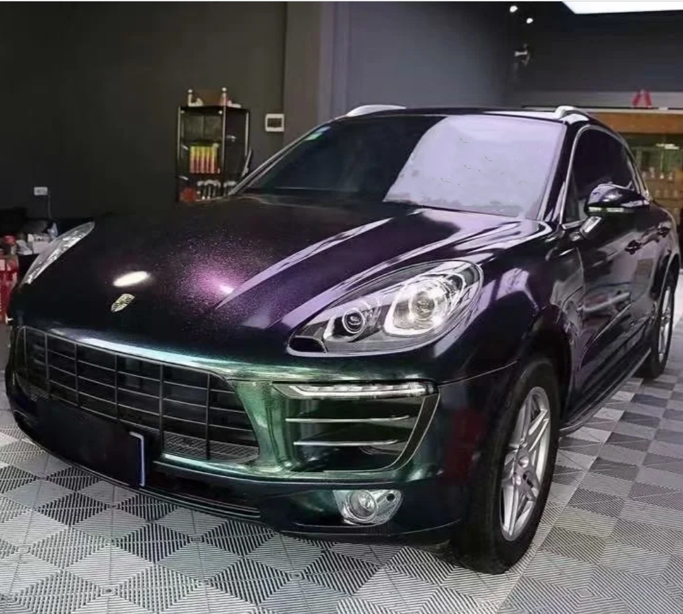 Quality Gloss Diamond Purple Green Car Vinyl Wrap - Image 5