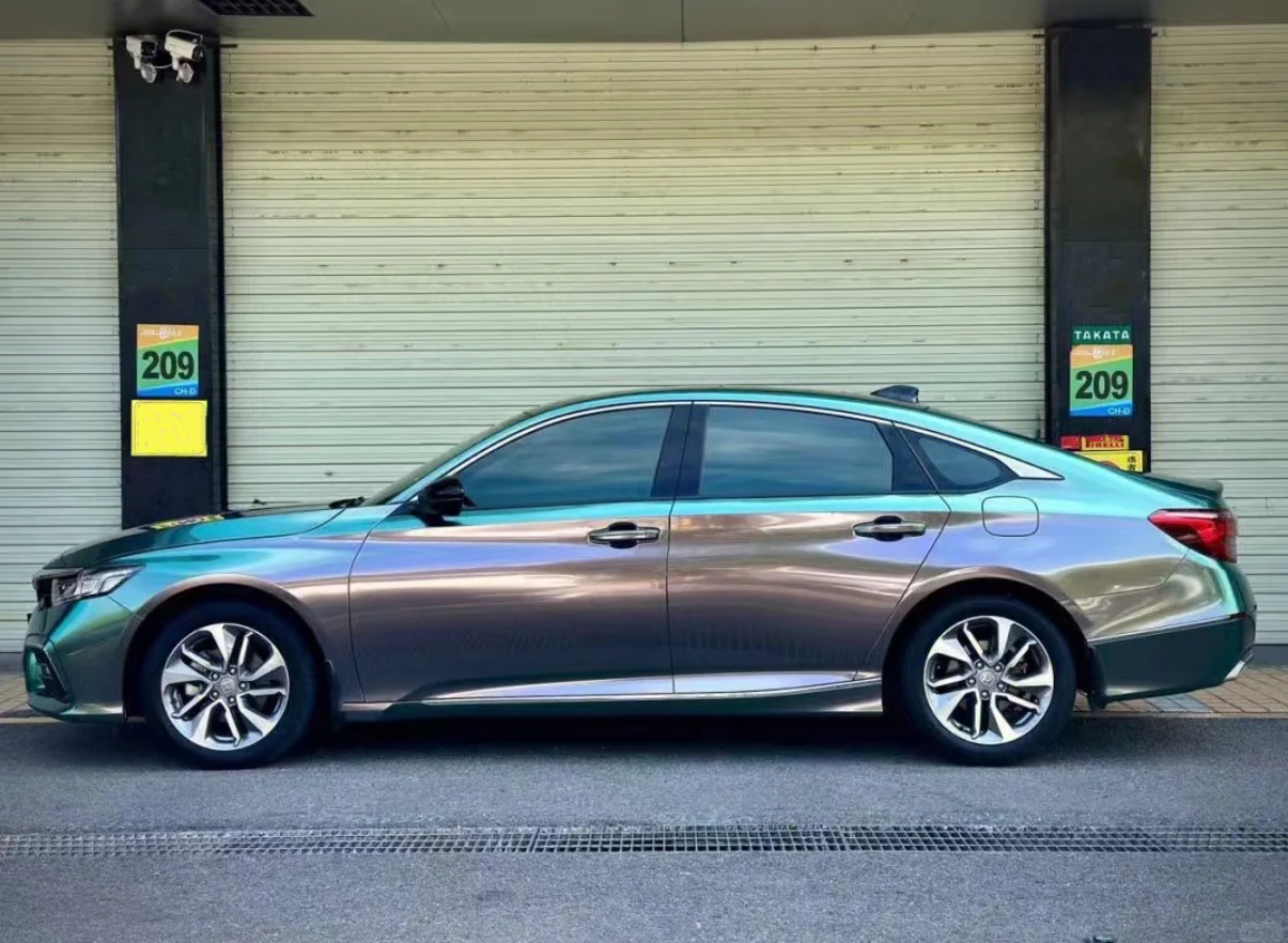 Quality Gloss Diamond Micro Celadon Green Car Vinyl Wrap - Image 3