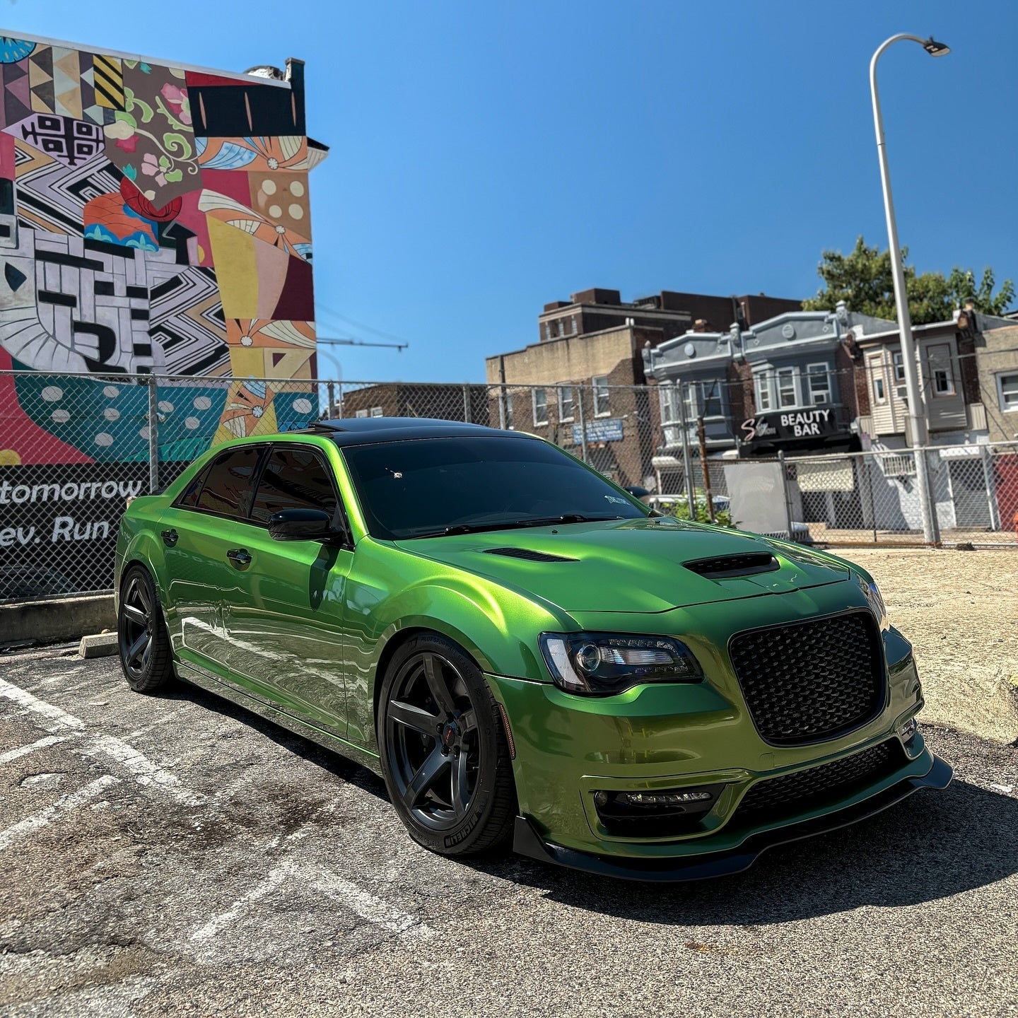 Gloss Metallic Mamba Green Car Vinyl Wrap - Image 12