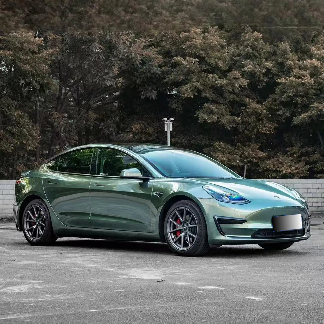 Gloss PET Liquid Alpine Green Car Vinyl Wrap - Image 3