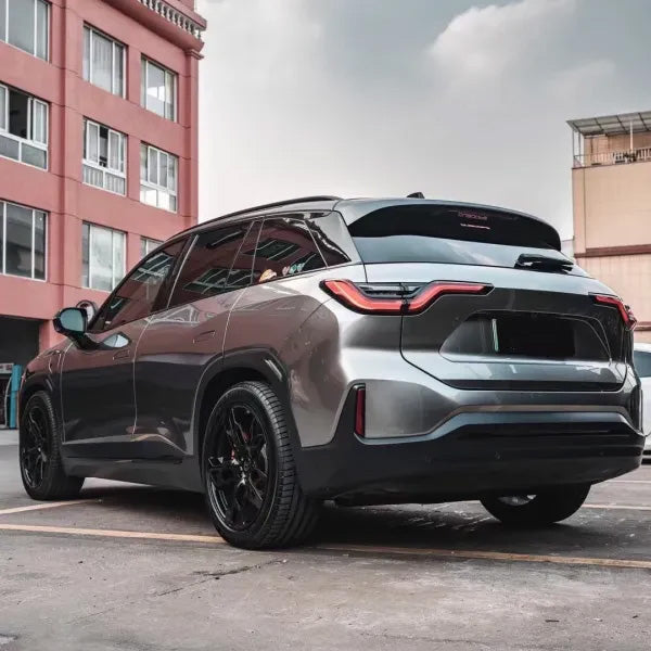 PET Liquid Silver Car Vinyl Wrap - Image 4