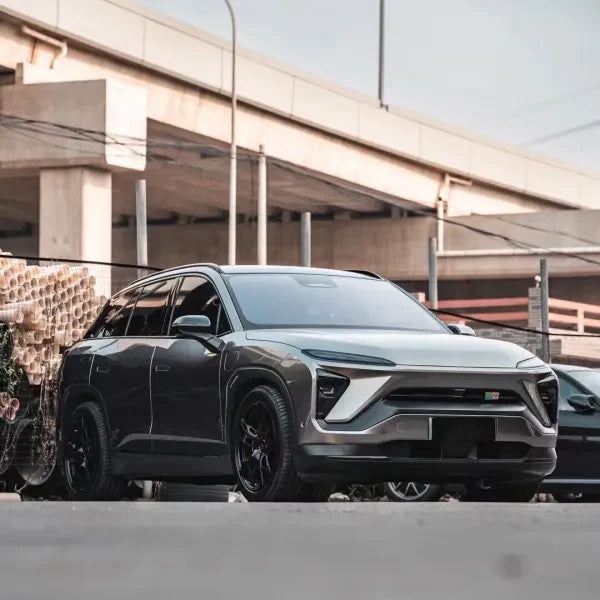 PET Liquid Silver Car Vinyl Wrap - Image 5