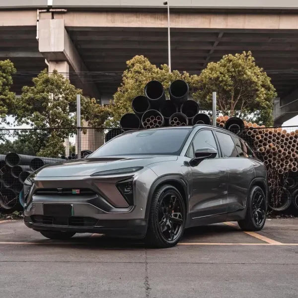 PET Liquid Silver Car Vinyl Wrap - Image 2